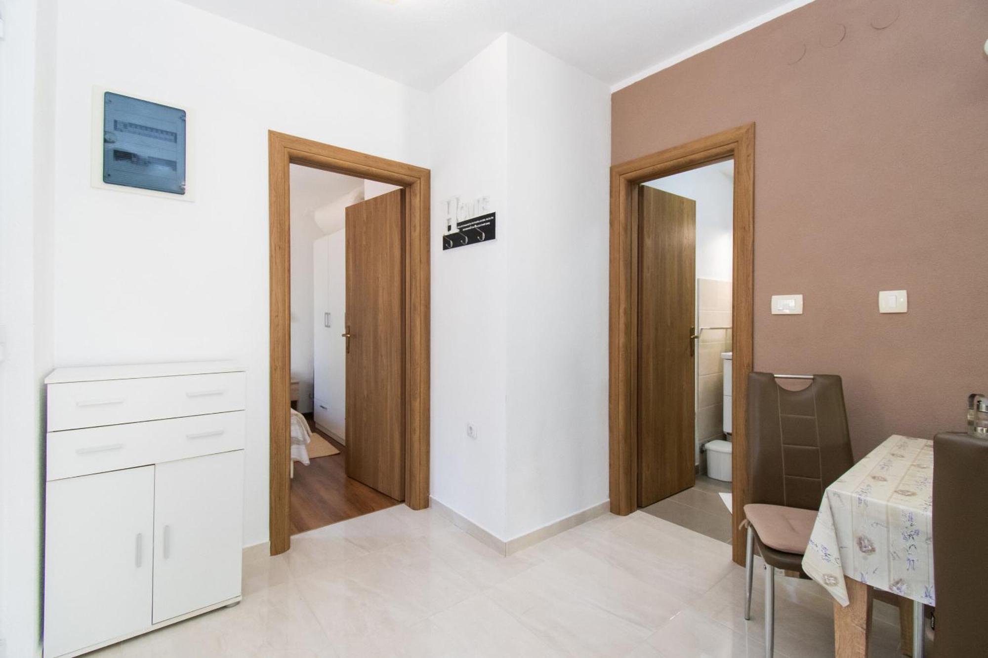 Apartment Ninic Srima Exterior photo