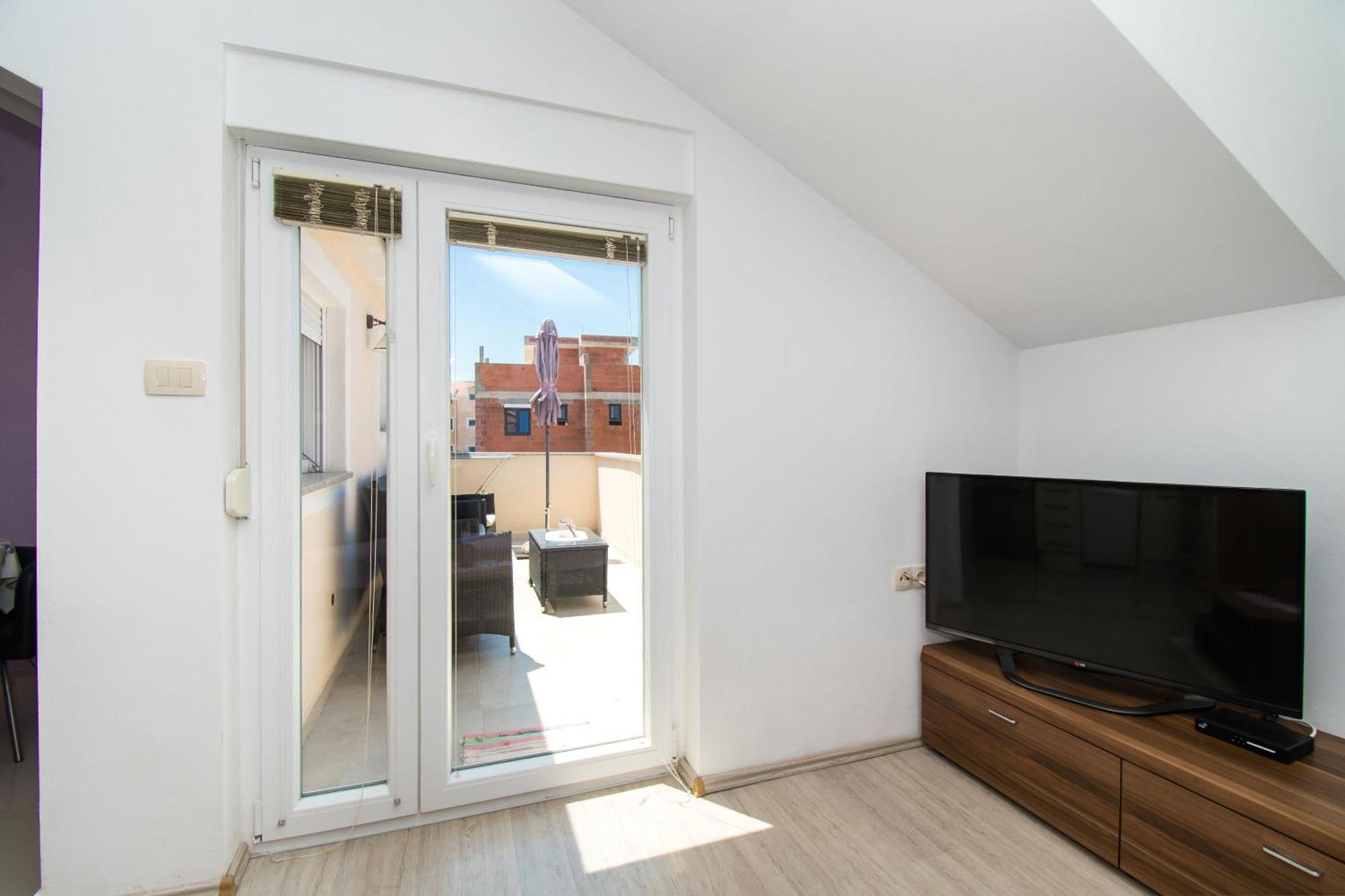 Apartment Ninic Srima Exterior photo